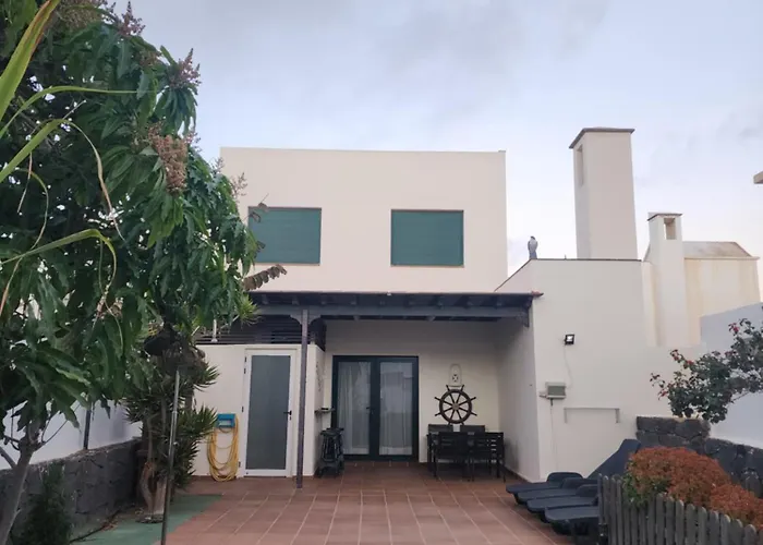 Casa Luz 143, Residencial El Pueblito